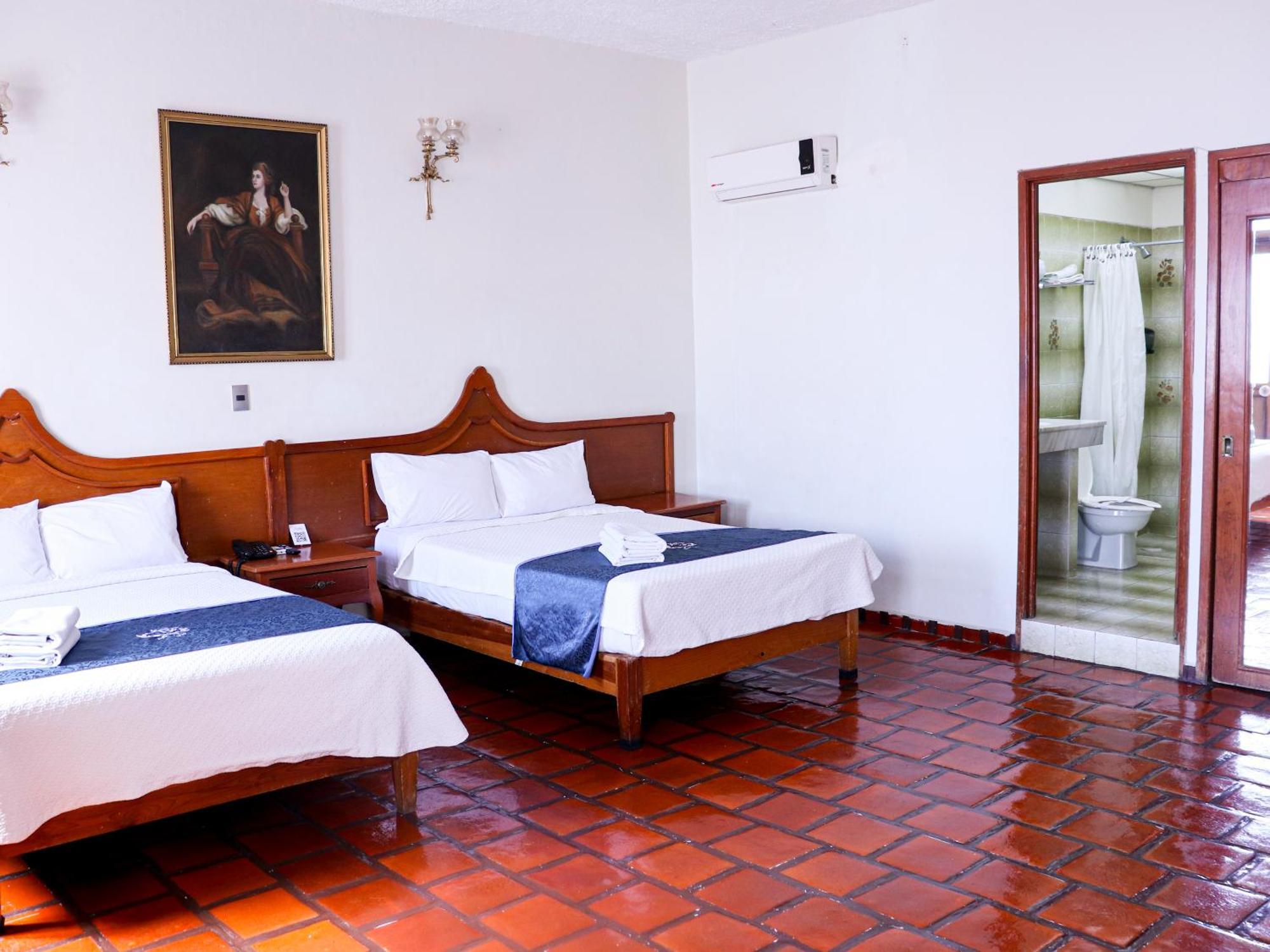 Hotel Frances Гвадалахара Экстерьер фото