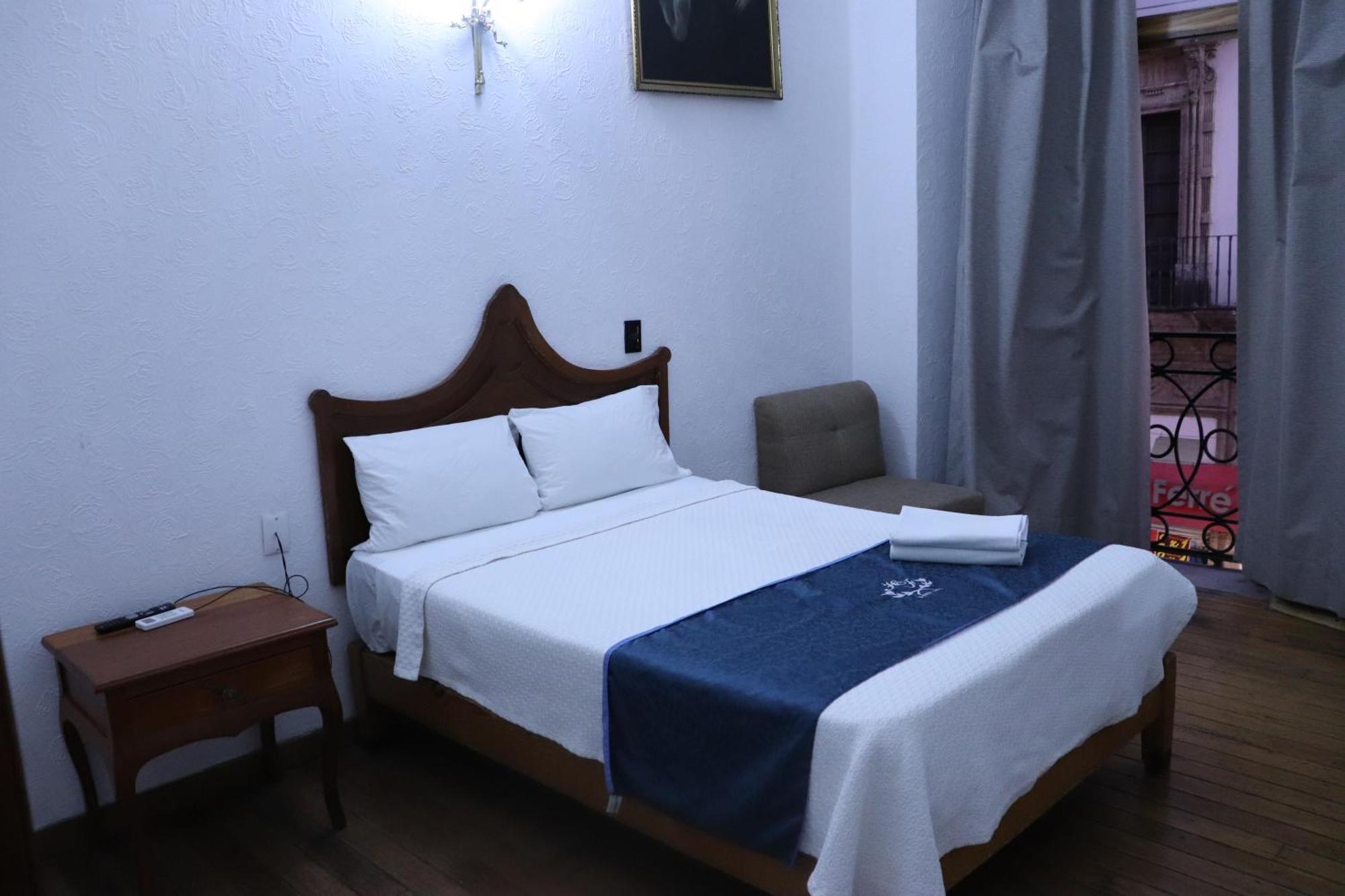 Hotel Frances Гвадалахара Экстерьер фото