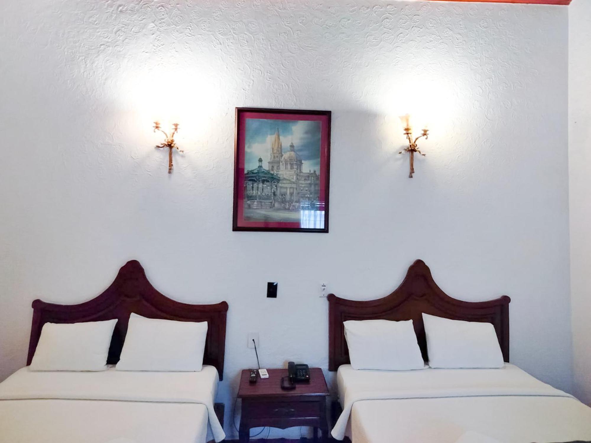 Hotel Frances Гвадалахара Экстерьер фото